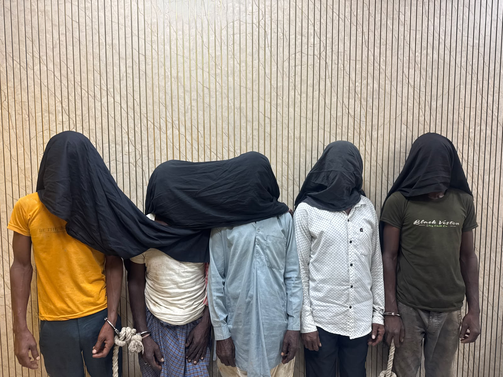 हजारीबाग पुलिस का विशेष समकालीन अभियान, 17 फरार अपराधी गिरफ्तार